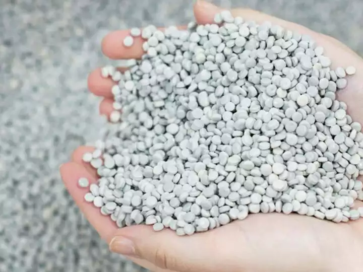 pellets produced by plastic waste extruder machine